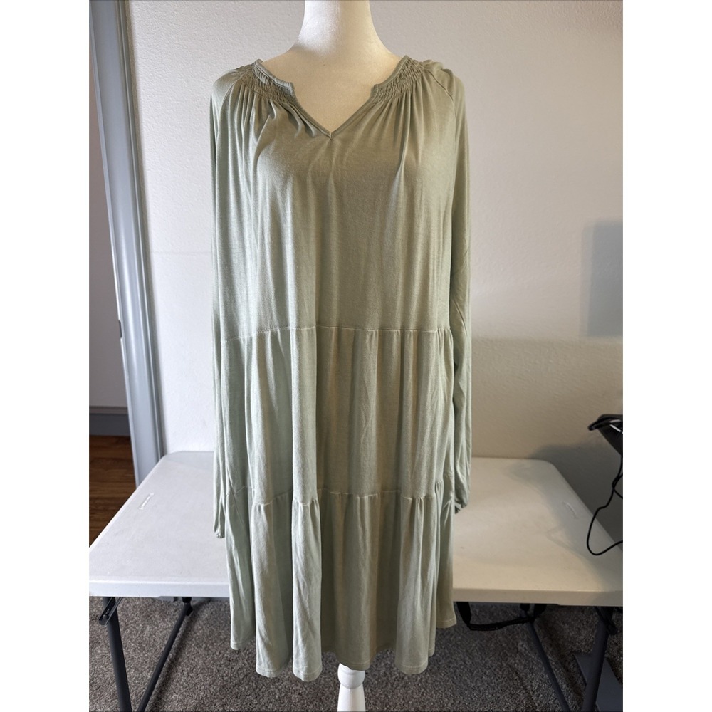 Wonderly Women's Tiered V-Neck Pullover Dress‎ Sage Green Size 2XL